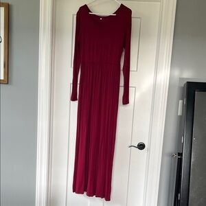 Elegant Long Sleeve Burgundy Dress